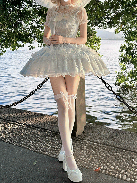 Pullover, abnehmbare Ärmel, Rock, süßes Lolita-Kleid, flatternd mit großem blauen Schnürmieder, hoch taillierter Schleife