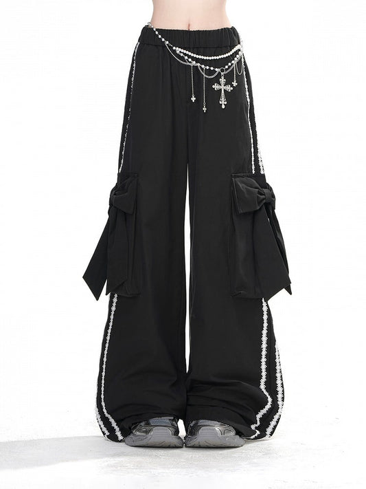 大きなリボンカーゴポケット付きブラックワイドレッグパンツ
