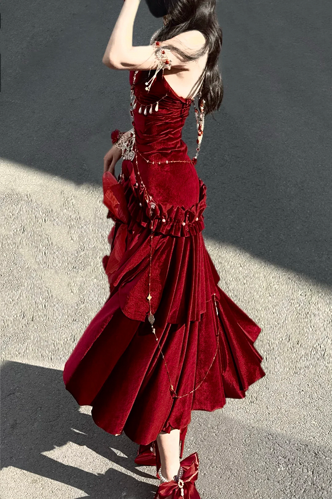 Robe de soirée sirène dos nu en velours rouge/noir