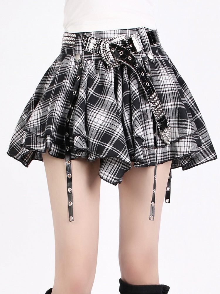 BlackWhite Belt Details Mini - Y2K Skirt Plaid Tiered Design Dangling with