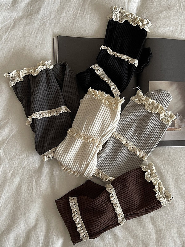 White/Dark Grey Sweet Ruffled Cuff Calf Socks