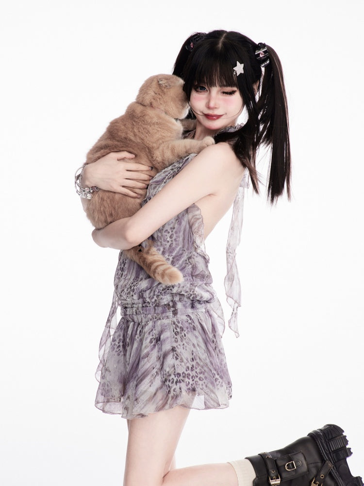 Lavendelfarbenes Leopardenmuster Gyaru Fashion Neckholder-Kleid aus Chiffon mit kaskadierenden Rüschen und rückenfreiem Schnitt