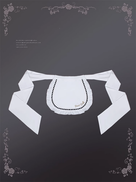 黒と白のエプロンとセルフタイのロリータ