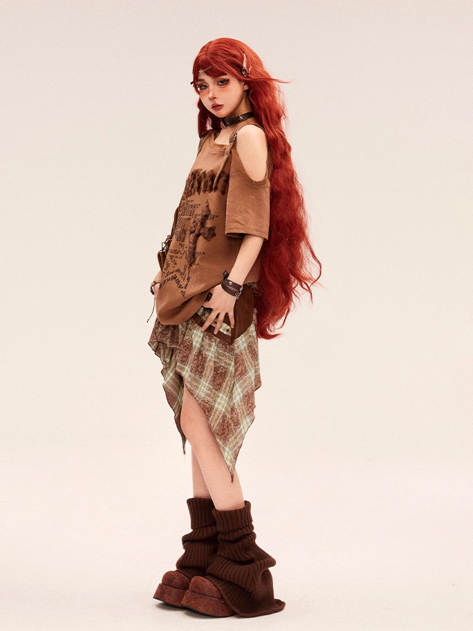 Fashion Gyaru Asymmetrical T-shirt Neckline Leopard Cross Applique Brown