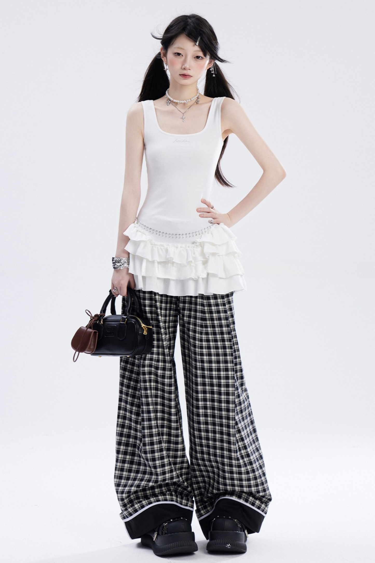 Leg Check and Black Pants White Wide
