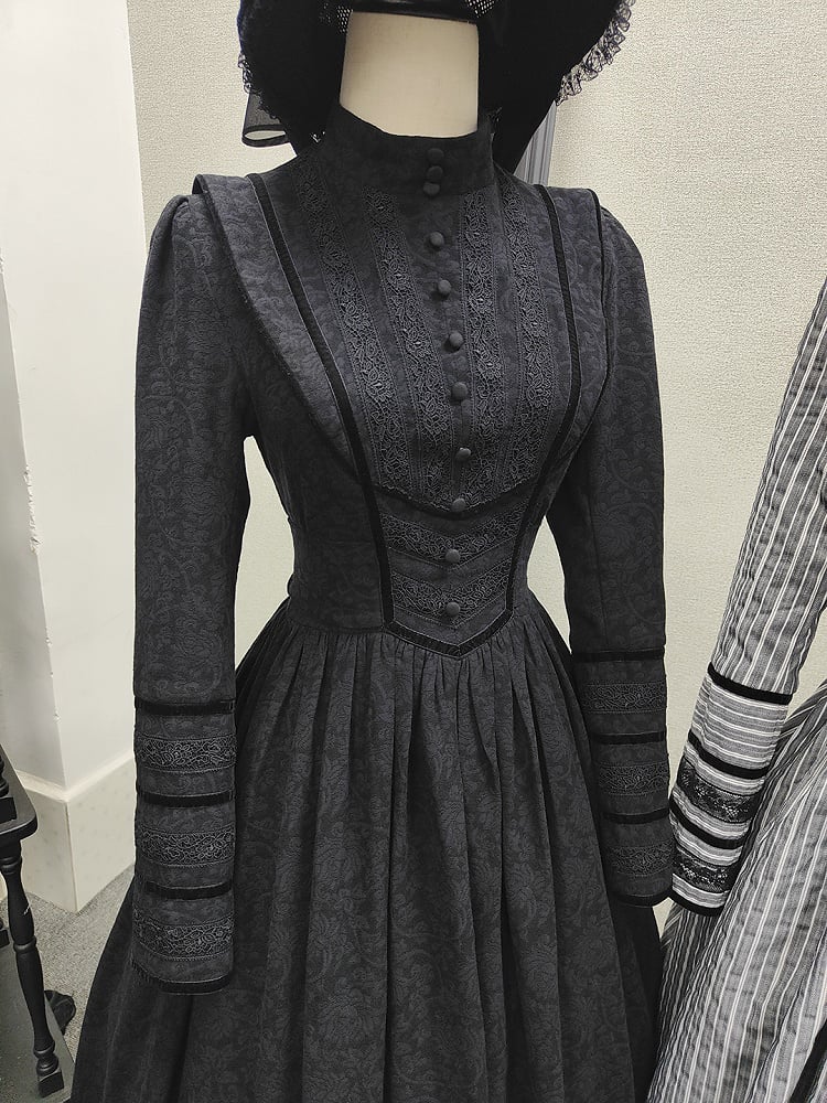 黒のエレガントなエドワード朝風メイドロリータ長袖ドレス