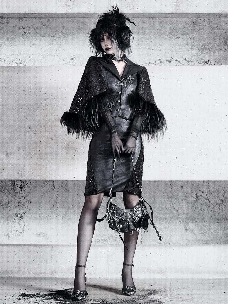 ブラックのシャープアングルノッチカラーオフィスレディふわふわヘムラインケープブレザー