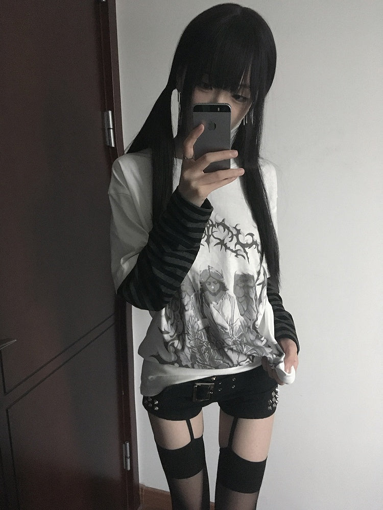 ホワイトダークカワイイストライプスリーブグラフィックTシャツ