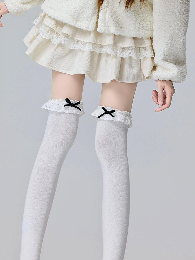 Black/White Lolita Bowknot Lace Details Overknee Stockings