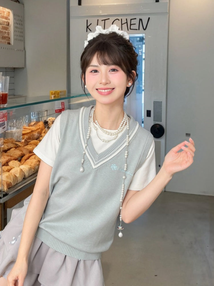 Green V-Neck Preppy JK Uniform Knitted Vest Light