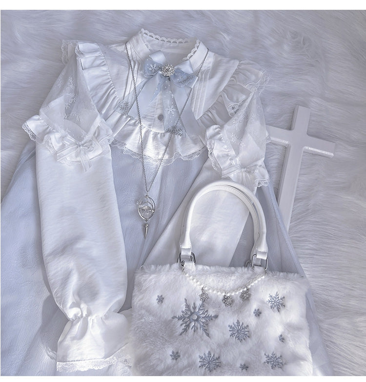 Robe Jirai Kei bleu clair à manches longues et bordures en dentelle style mines terrestres