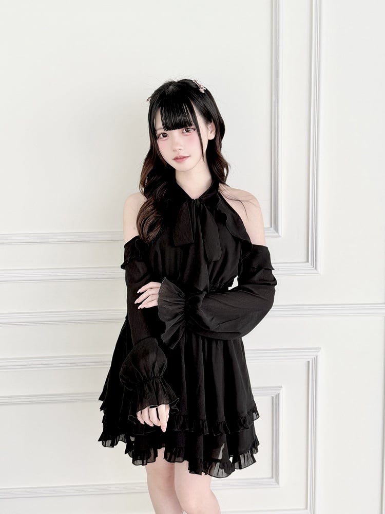 Cut-Shoulder Kei Schwarzes Kleid Jirai mit