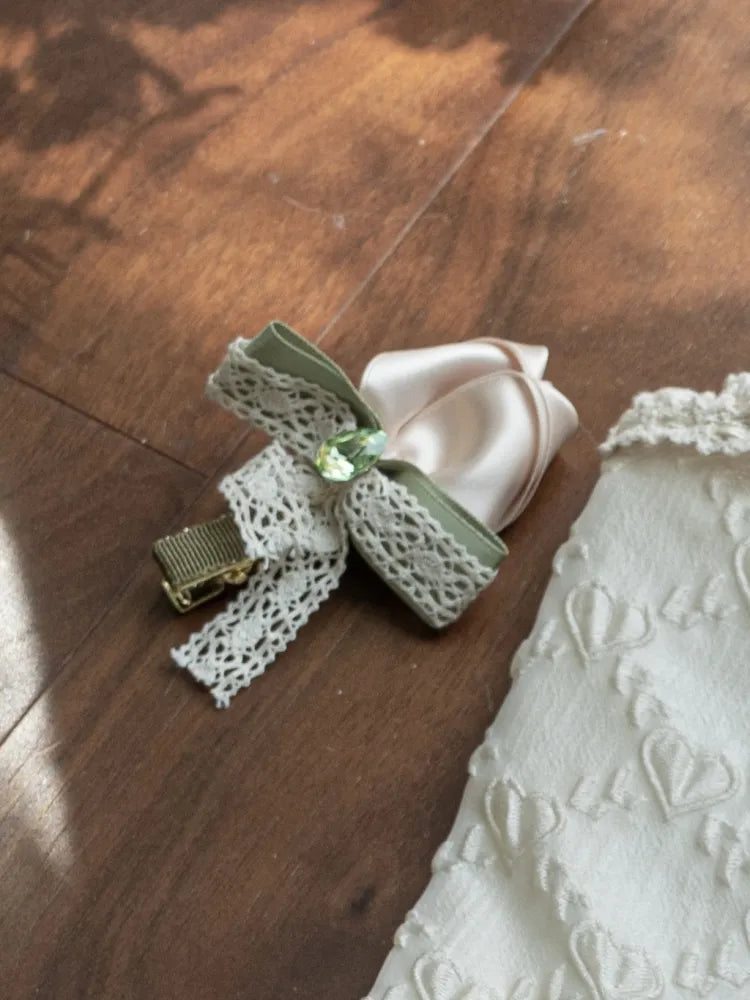 Hairclip Bud Ivory