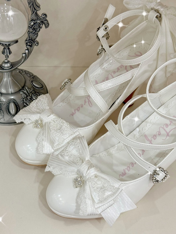 High Crisscross Heart Top White at Bow Buckle Heels Design
