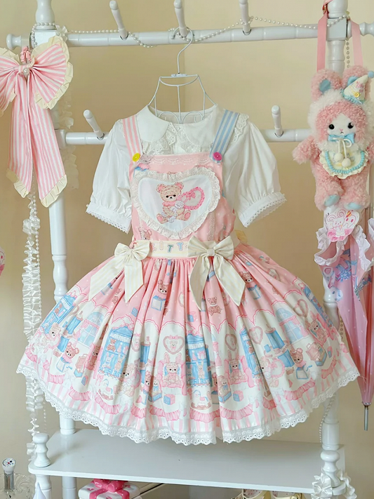 Kleid mit Lolita-Print, Teddy-Spielzeug, rosa Plüsch-Overall und süßem Häschen