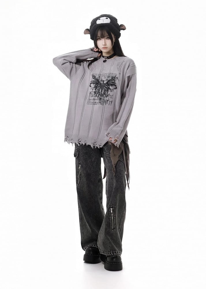 Graue Jeans mit asymmetrischem Reißverschluss, schwarzem Taillengürtel und Kette