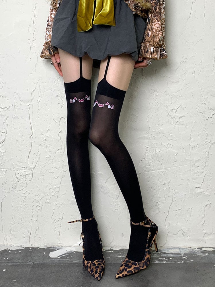 Schwarze Strumpfhose mit Strumpfhaltern im Y2K-Stil mit Kätzchen-Print