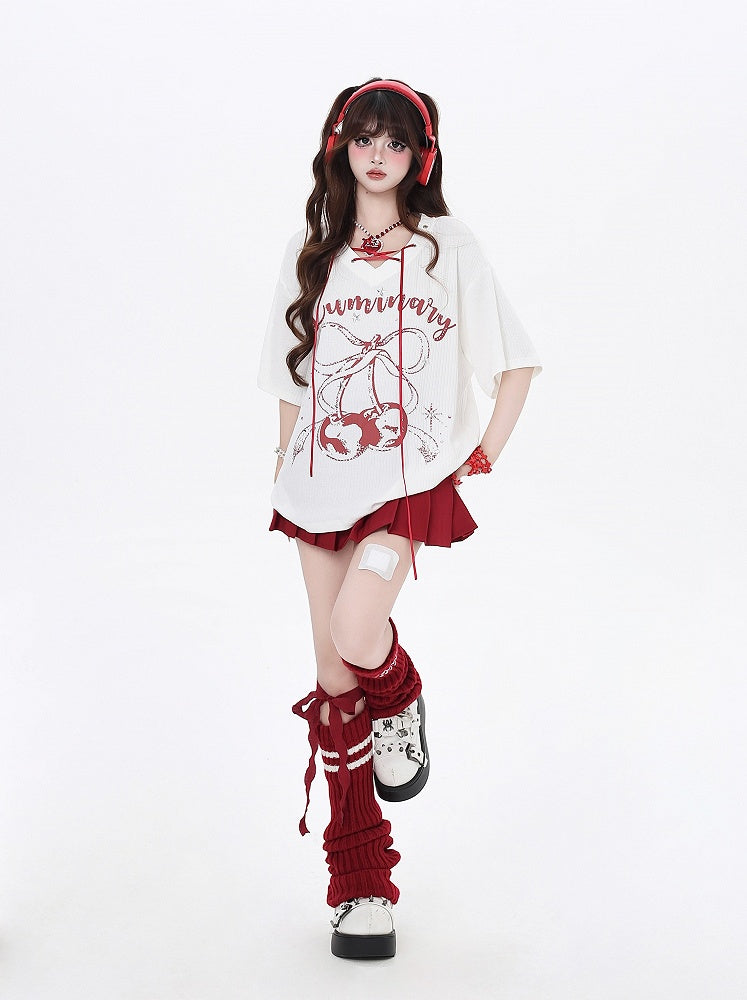 Print T-Shirt with V-Neck Lace-up Neckline Black/White Cherry Detail