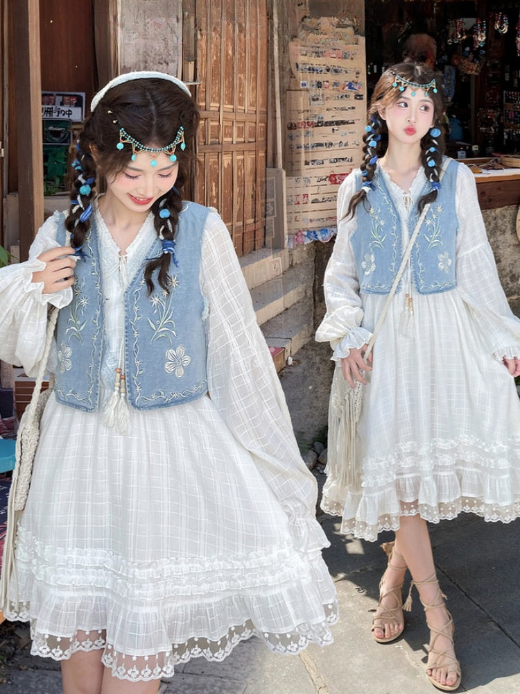 Blue Denim Vest Wash Distressed Embroidery Faded Floral