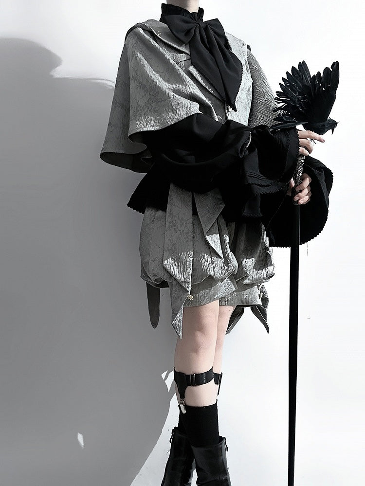 Schwarzes Lolita-Hemd mit Rüschen und Ausschnitt und Ouji-Ärmeln