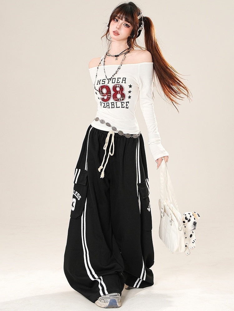 Verzierte Nummer Schwarze Hose mit weitem Bein Taschen Buchstaben Cargo Cut Print und Bittersüß