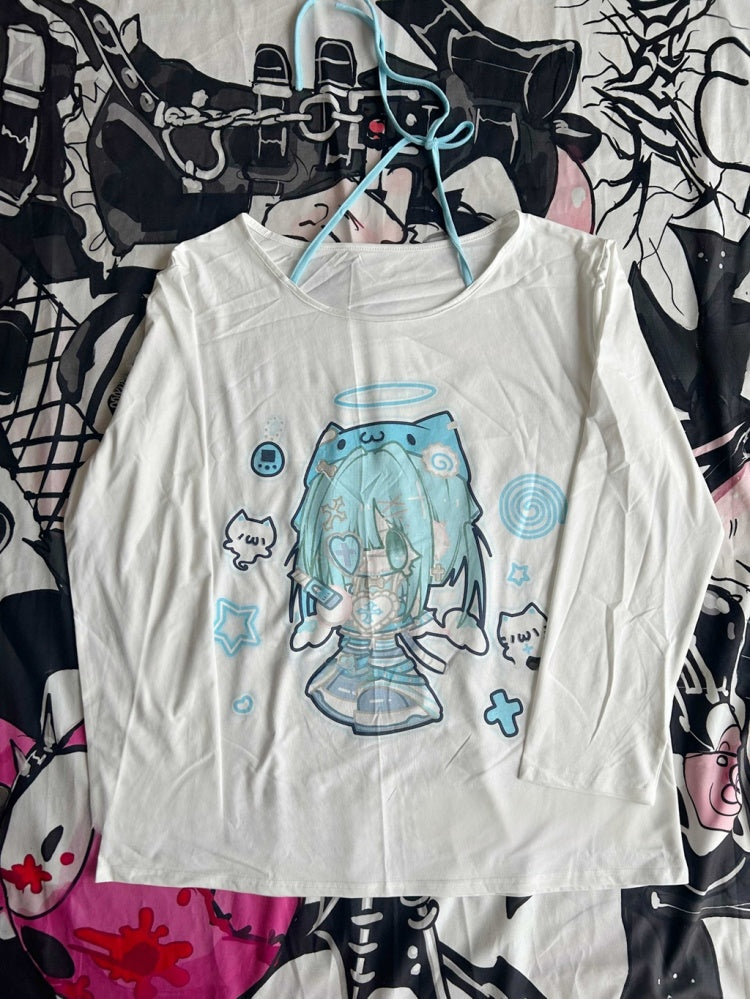 Weißes hellblaues, grafisches Kawaii-T-Shirt mit langen Ärmeln