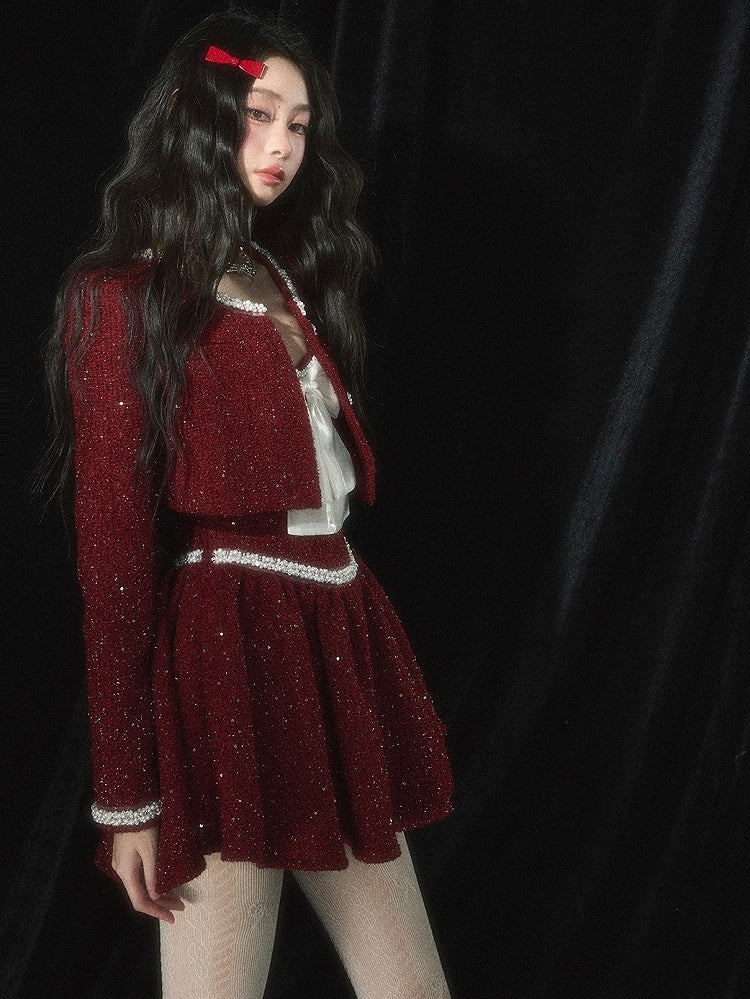 Weihnachtsrote kurze Tweedjacke mit Perlendetails