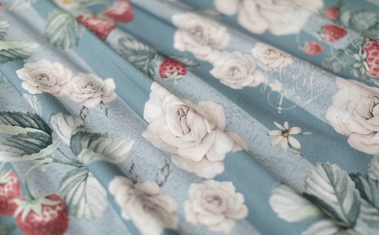 ダスティブルーのストロベリーとローズのスクエアネックラインのエレガントクラシックロリータJSKドレス