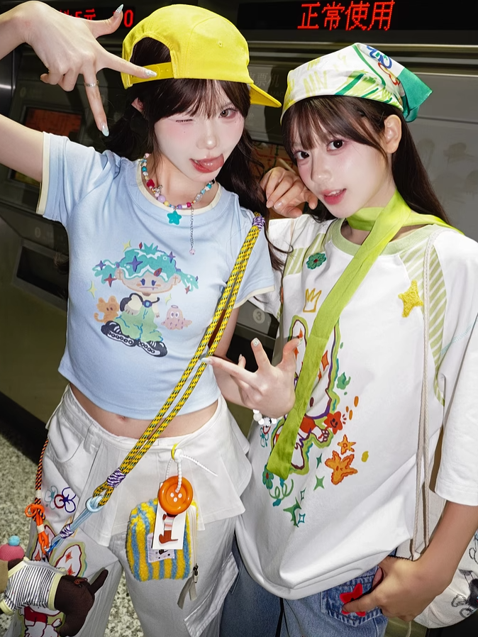 with Necklace Cartoon Girl Print Blue Round Neck Cropped T-shirt Free