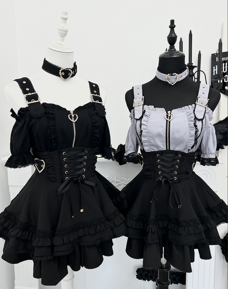 Tiered Skirt Black and Jirai Kei Heart Buckles Lace-up Front Back