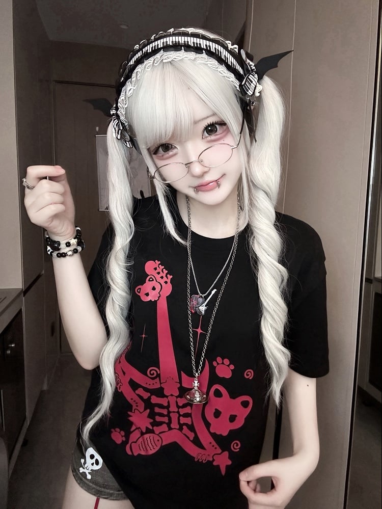 Red Guitar Print Rock Punk Black and Jirai Kei T-Shirt with Guitar Pick Necklace