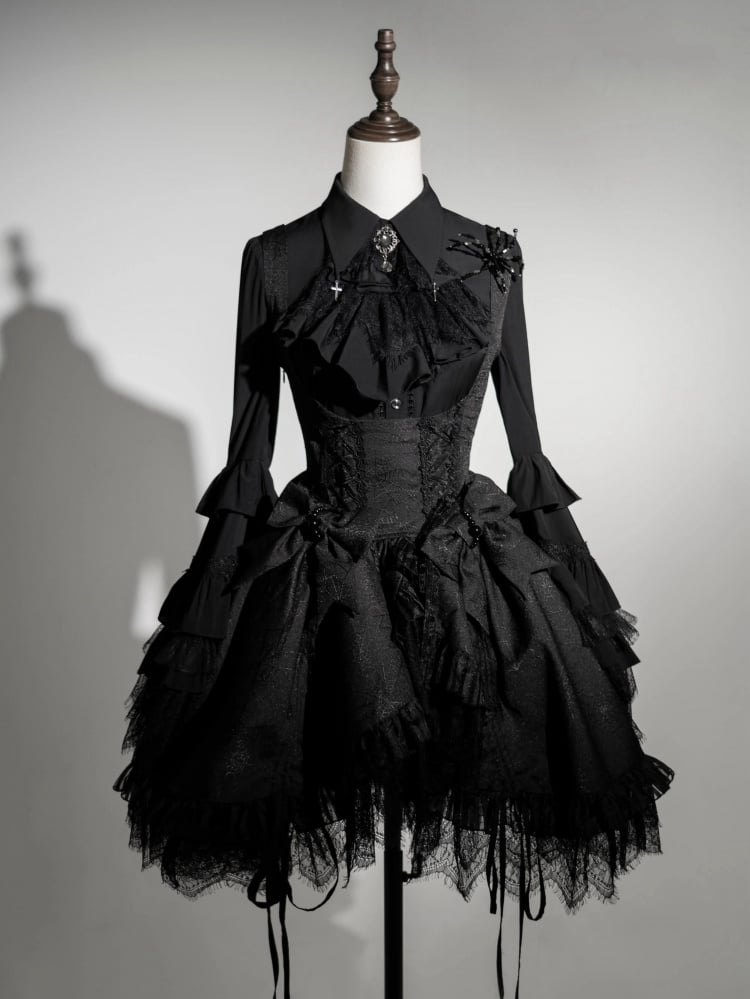 Schwarzes Gothic-Lolita-Kleid aus Kuro-Spinnennetzstoff mit Kordelzug am Saum unter der Brust