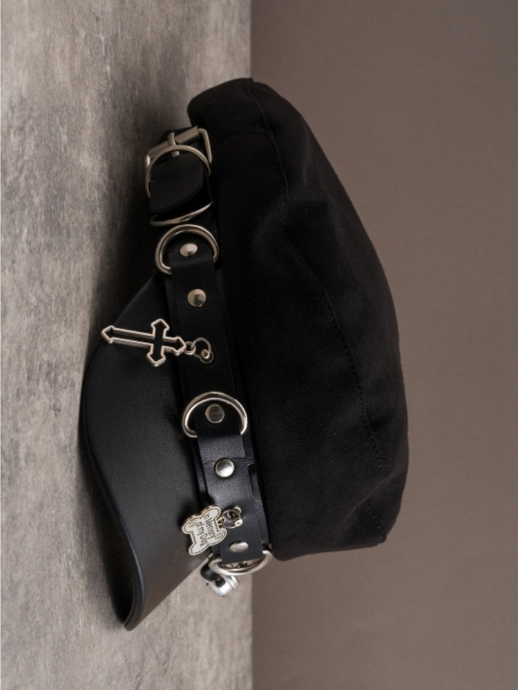Nieten Kreuz Baskenmütze und Knochen Hut Schwarz Gothic Details Charme