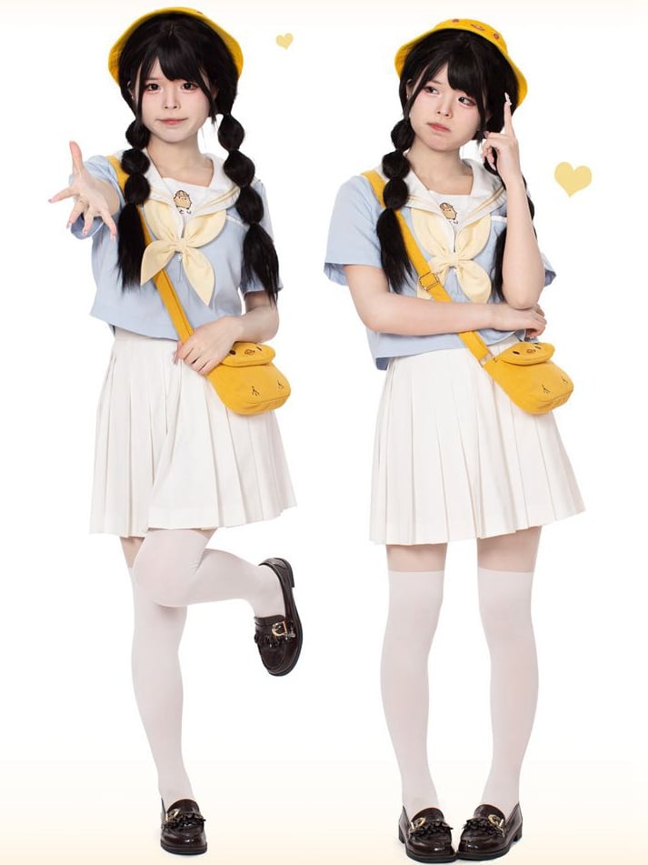 ホワイトプリーツスカート