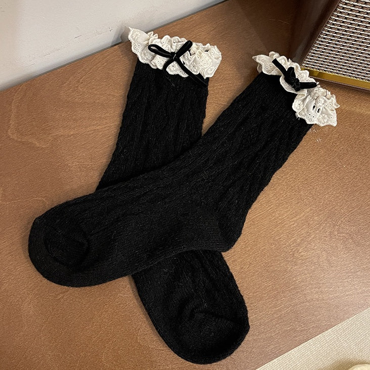 Chaussettes mollet à nœud et bordure en dentelle rouge