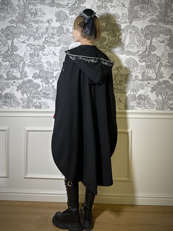 Cloak Zip Hood Embroidery Ouji Black Lolita Detail