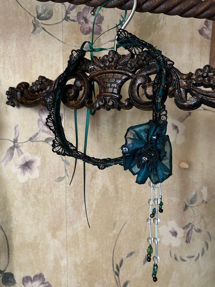 Green Flower Choker