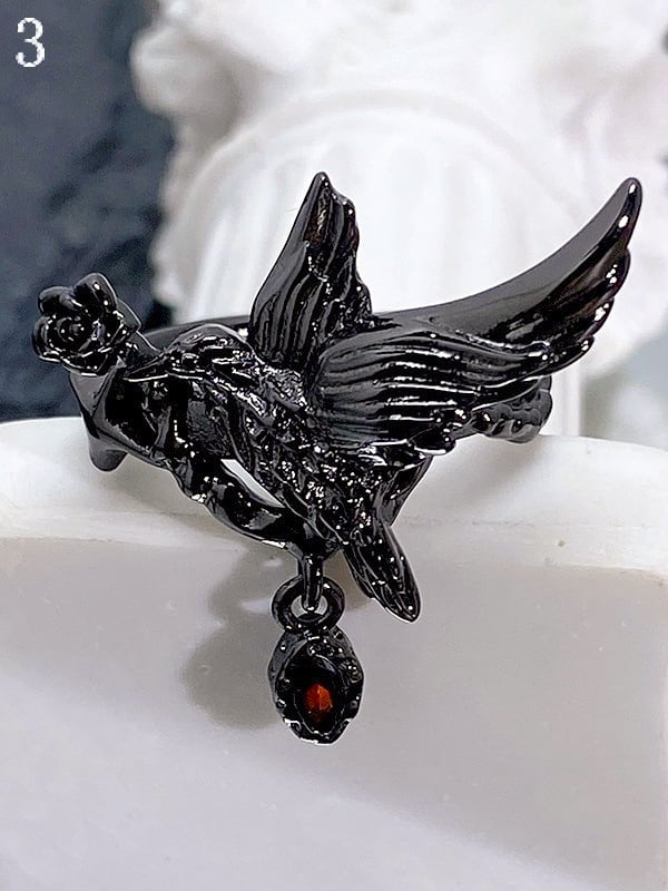 7 Raven Options Ring Gothic Design