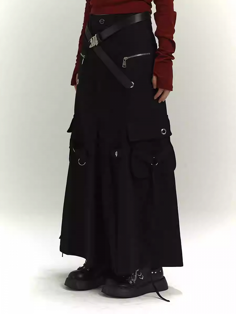 ブラックジッパーとリングディテールのカーゴポケット付きルーズスカート