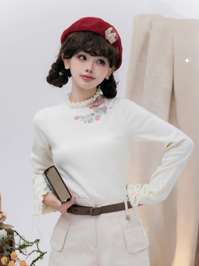 Neckline Lace-up Cuffs Autumn Strawberry Embroidery Top Knit Beige