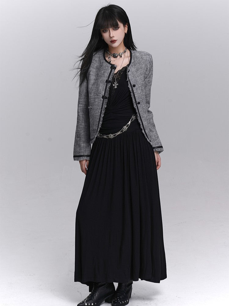 Gerüschte Details, V-Ausschnitt mit Spitze, schwarze Schultern, Maxi-Gothic-Kleid, gepolstert