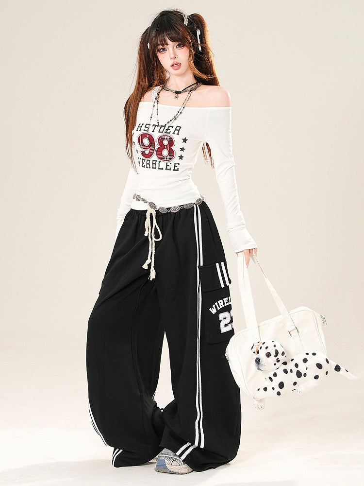 Verzierte Nummer Schwarze Hose mit weitem Bein Taschen Buchstaben Cargo Cut Print und Bittersüß