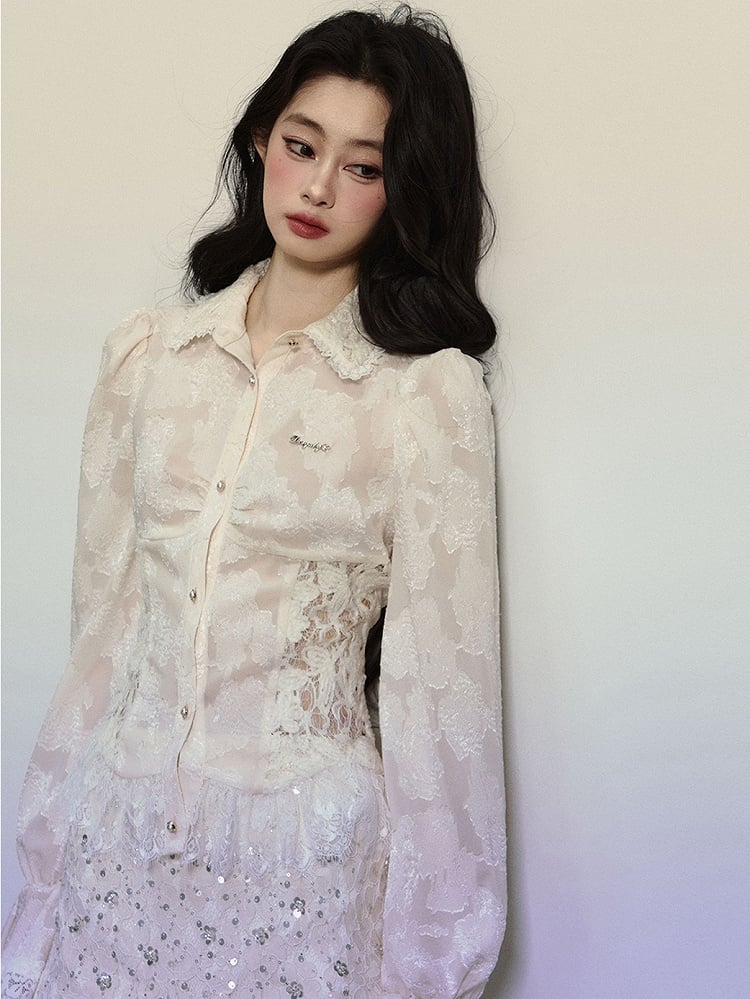 Aprikosenfarbene Bluse mit Spitzenpatch an der Taille und Puffärmeln