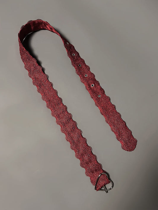 Heart Black Belt White Buckle / Red