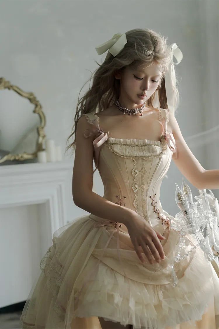 Champagnerfarbenes Korsett-Oberteil mit Schnürdetails und Fischbein + Lolita-Rock mit hohem und niedrigem Lagenmuster BE002