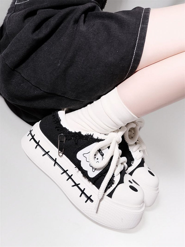 Sneakers Cute Black Ghost Platform Canvas und Weiß