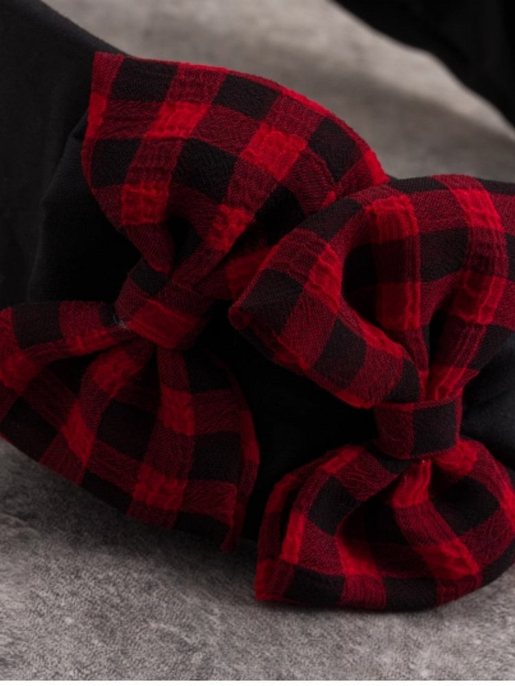 Cross Details Charm KC And Bowknot Pins With Black