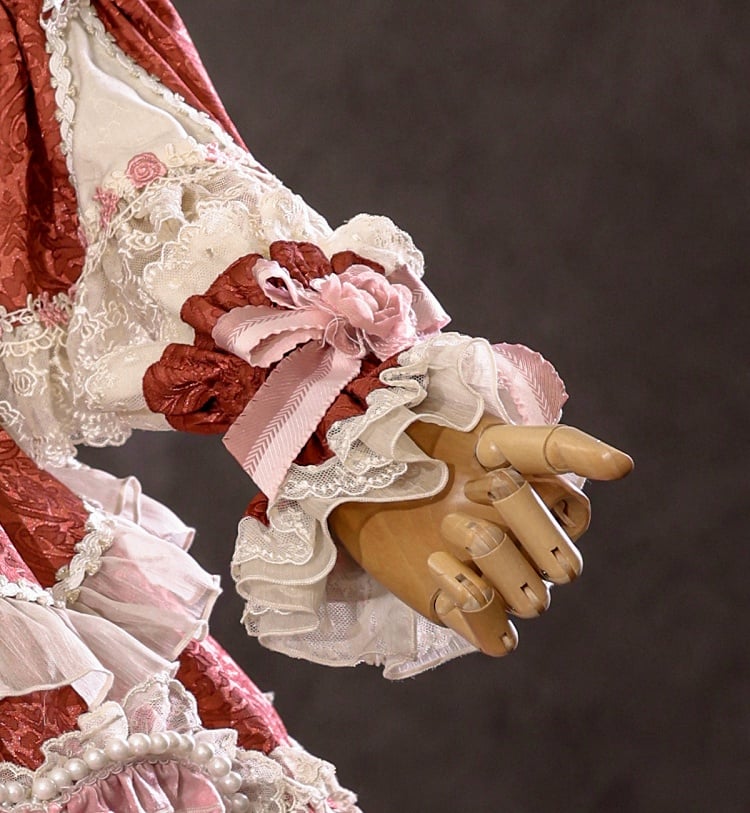 Rote Hanayome-Rosettenstickerei mit Blumenmuster und Perlenkettendetails, Lolita OP-Komplettset