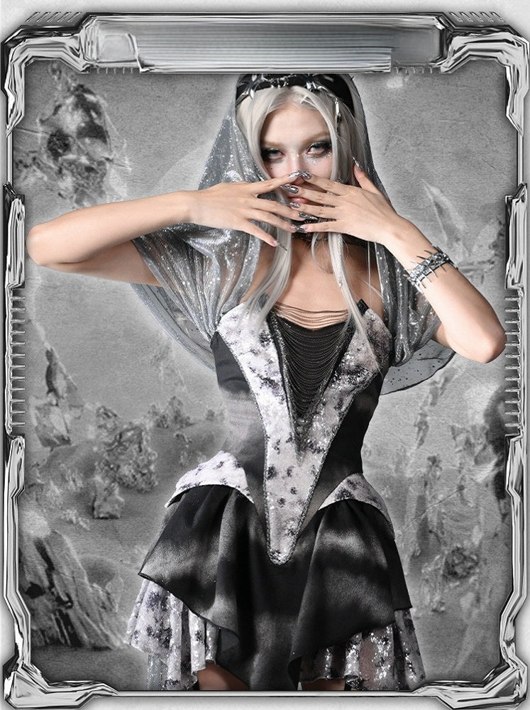 Futuristic Black Basque Waist Metal Y3K Hooded Dress Handkerchief Hem Chains Cyberpunk Fashion Front