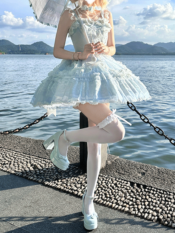 Pullover, abnehmbare Ärmel, Rock, süßes Lolita-Kleid, flatternd mit großem blauen Schnürmieder, hoch taillierter Schleife